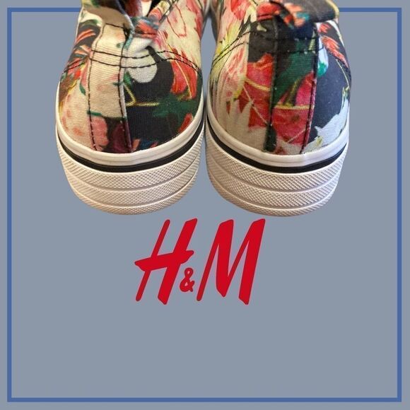 H&M Divided Black Floral Platform Loafers 8.5 - Picture 3 of 4